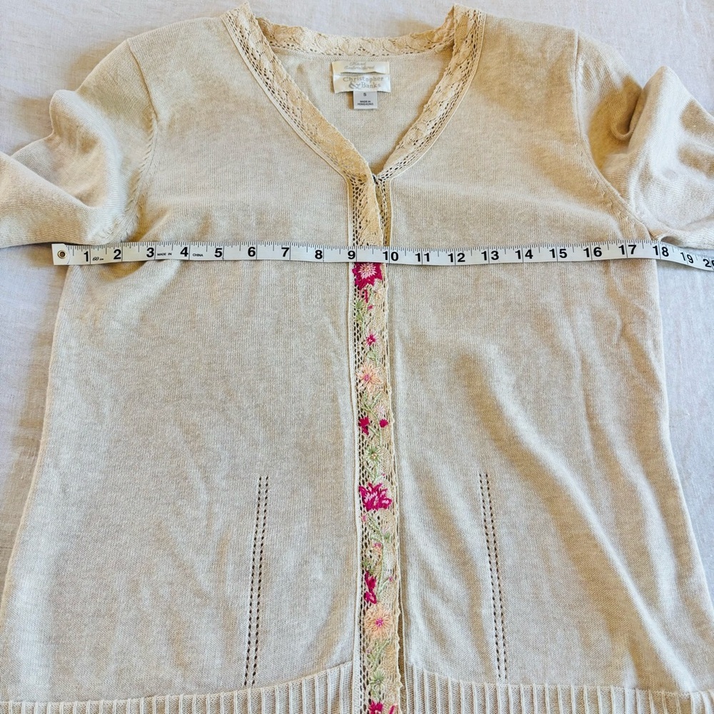 Vintage Christopher & Banks embroidered cardigan size S dainty preppy - Picture 7 of 9